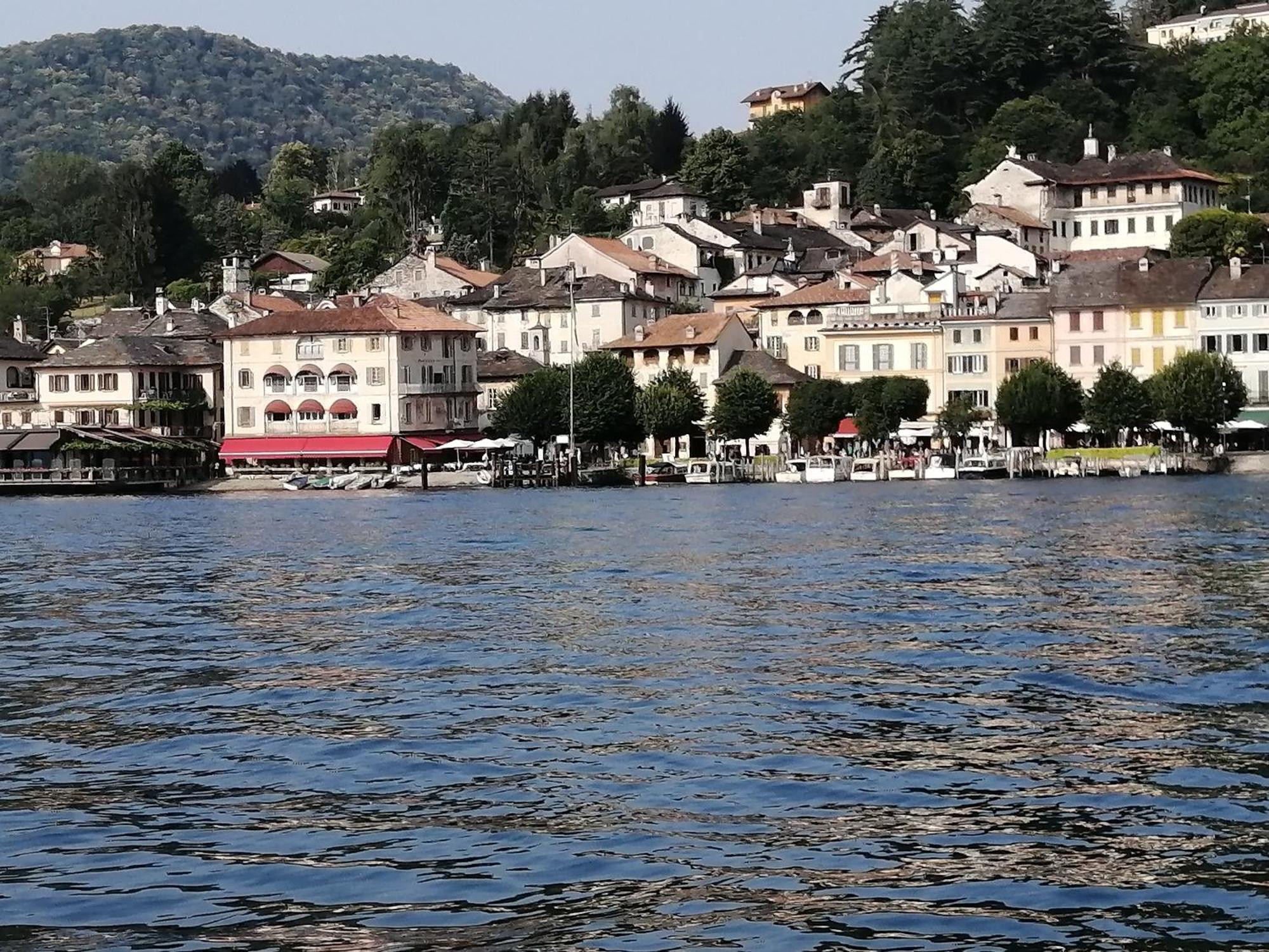 Il Sasso Appartamento Orta San Giulio Room photo
